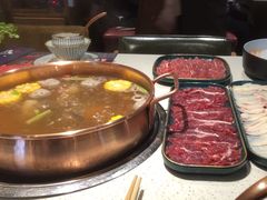 -牛村来人潮汕牛肉火锅(西单店)