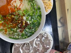 -陇上全荟兰州传统牛肉面(延吉路店)