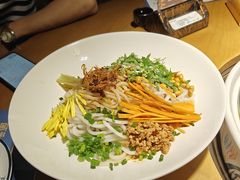 -菌彩云南野生菌火锅(万达广场店)