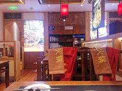 -沸炉重庆老火锅(军事博物馆店)