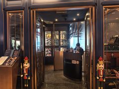 -福楼毕斯罗F Bistronome(国贸商城约会地标景观店)