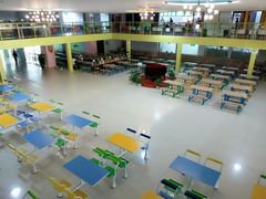 -上海市民办金苹果学校