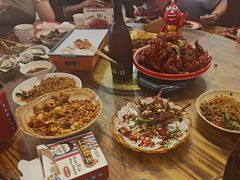 -冶建镜子·老南昌大排档·江西虾王(总店)