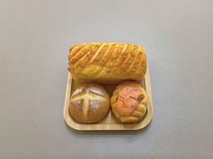 -沁屋面包店(人民东路店)