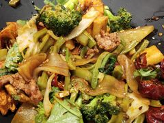 -醉人椒麻辣香锅(王府井喜悦店)