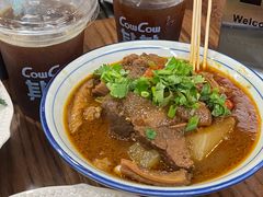 -CowCow其其·牛杂咖啡公司(六运店)