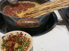-钢管厂五区小郡肝串串香(蜀都万达店)