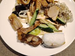 -唐拉雅秀酒店-西锦汇空中BBQ·思创餐厅