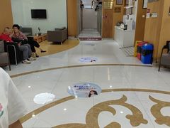 -雅悦齿科(顾村公园店)