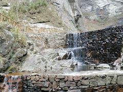 -燕子河大峡谷天坑仙境