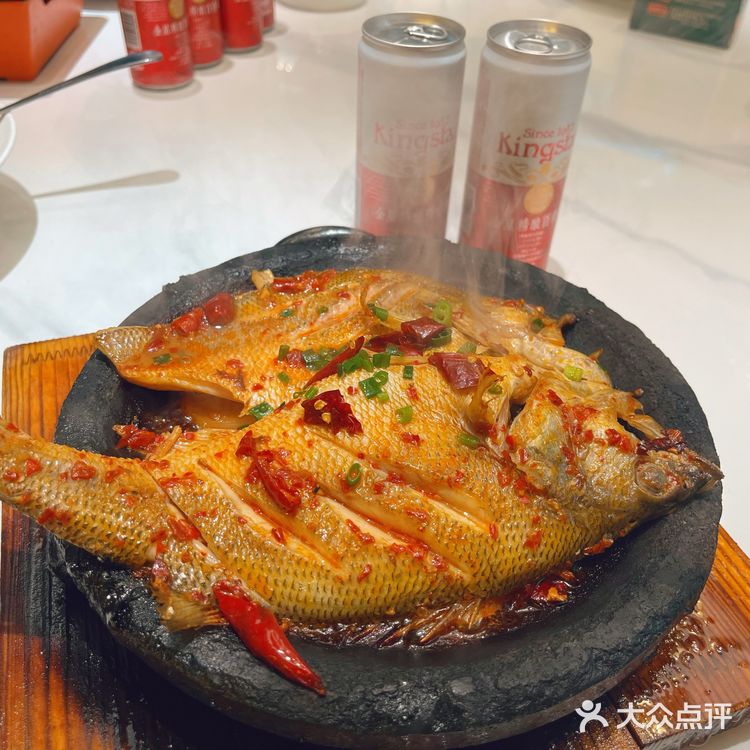一道臭鲈鱼，聚家湘的招牌菜，已畅销16年，桌桌都必点