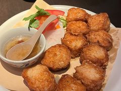 香脆腐皮鲜虾卷-大头虾越式风味餐厅(光明广场店)