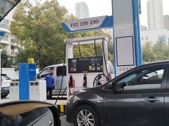 -民族大道加油站