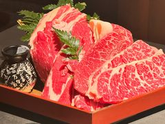 -铭牛烧肉·和牛海鲜自助(高新月牙湖店)