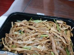 -鑫皇朝酒店(建设一路店)