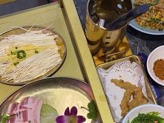 -秦炉烤肉(财富中心店)