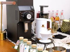 -Line 咖啡(石厦花园店)