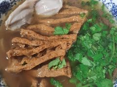 -叶新小吃店(来凤小区总店)