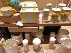 零售区-星巴克臻选(广州太古汇店)
