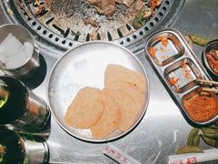 -马路牙子烧烤音乐酒馆(望京店)