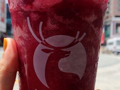 冰镇杨梅瑞纳冰-瑞幸咖啡(汇星商业中心店)