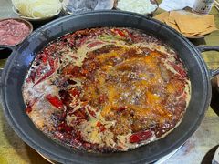 -黄潇洒老火锅(九眼桥宏济巷店)