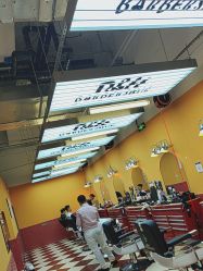 -Devilhands Barbershop男士理容店