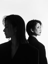 -至臻微拉婚纱摄影