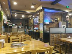 大堂-喇喇排骨火锅·传统韩式脊骨汤(望京西园总店)