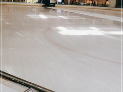 -冰纷万象滑冰场(深圳万象城店)