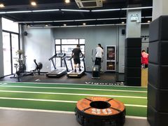 -Freedom Fitness私教健身俱乐部(徐虹北路店)