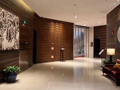 -天津京基皇冠假日酒店