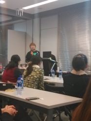 -上海彩妆秀摄影设计有限公司