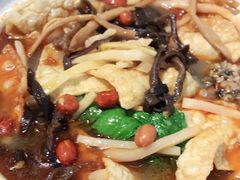-丽丽三鲜螺蛳粉(田林路店)