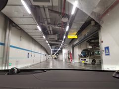 -BFC外滩金融中心停车场