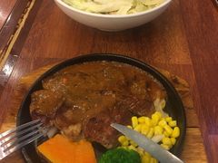 -玛格萝妮比萨屋(四平店)