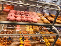 -好利来(高新枫叶广场店)