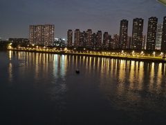 -南京眼步行桥