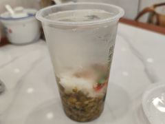 -老西白点心店