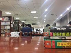 -武汉大学图书馆·文理学部总馆