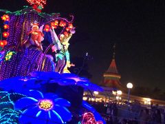 -海底巡游艇:尼莫和好友的海洋世界