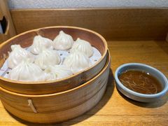 -馋三尺蟹粉小笼(人民广场店)