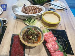 -龙聚德北京烤鸭(沙坪坝华宇A馆店)