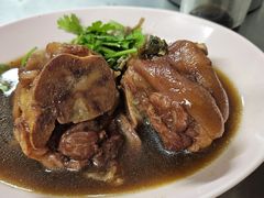 -Kha Mu Charoensang(Silom)