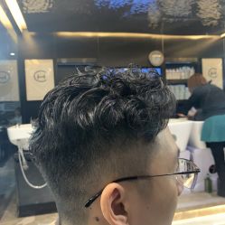 -V+SALON造型