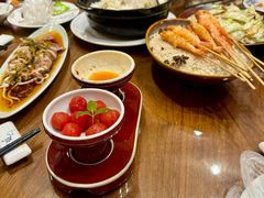 -龙悦湾酒家·八阵鱼生·渔人码头店