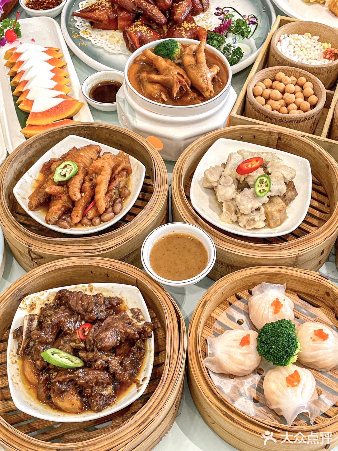 我这个老朋友挺会定地方的，不愧是老柳州人