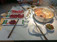 -潮牛壹号鲜牛肉火锅(世界城广场店)