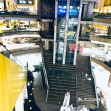 联发乾景广场拍照