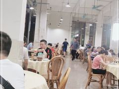 大堂-标记美食新鲜猪杂(兴南大道店)
